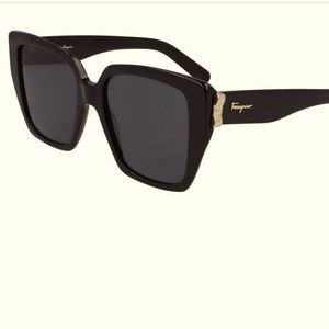 Salvatore Ferragamo Ladies Sunglasses Black  SF 968 Gorgeous and Sophisticated